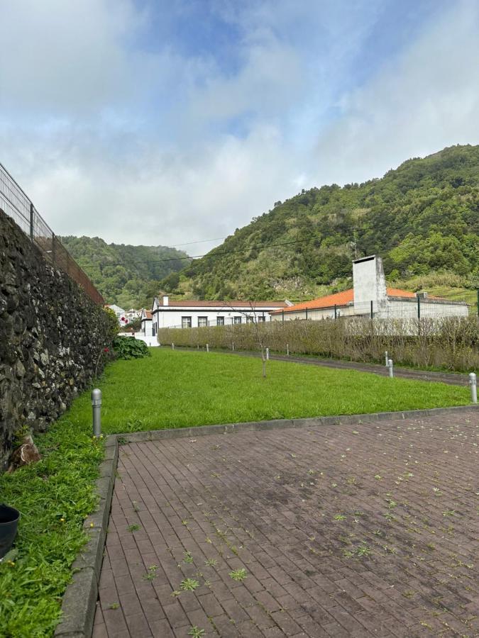 Villa Casa Do Moinho Faial da Terra Esterno foto